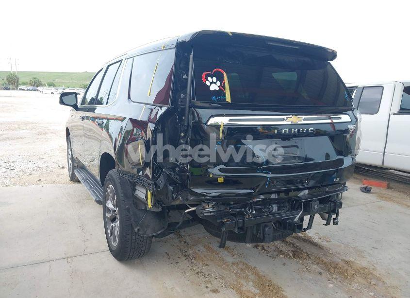 Photo 3 of 2022 Chevrolet Tahoe 2WD LT (VIN 1GNSCNKD2NR202667)