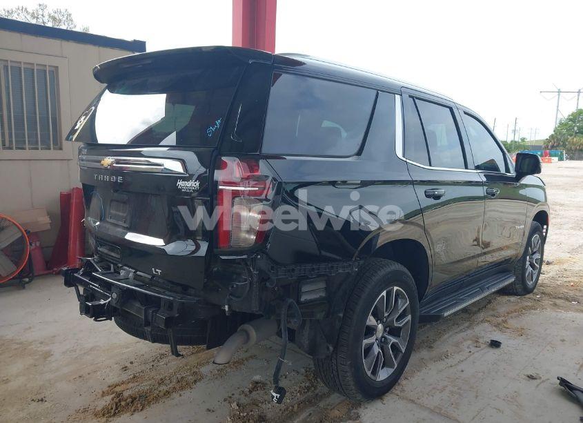 Photo 4 of 2022 Chevrolet Tahoe 2WD LT (VIN 1GNSCNKD2NR202667)