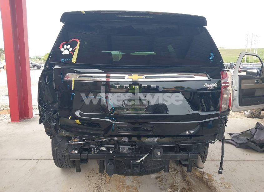 Photo 6 of 2022 Chevrolet Tahoe 2WD LT (VIN 1GNSCNKD2NR202667)