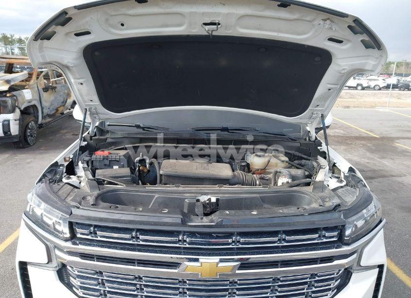 Photo 10 of 2021 Chevrolet Tahoe 2WD LT (VIN 1GNSCNKD4MR234034)