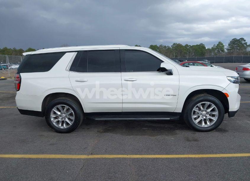 Photo 14 of 2021 Chevrolet Tahoe 2WD LT (VIN 1GNSCNKD4MR234034)