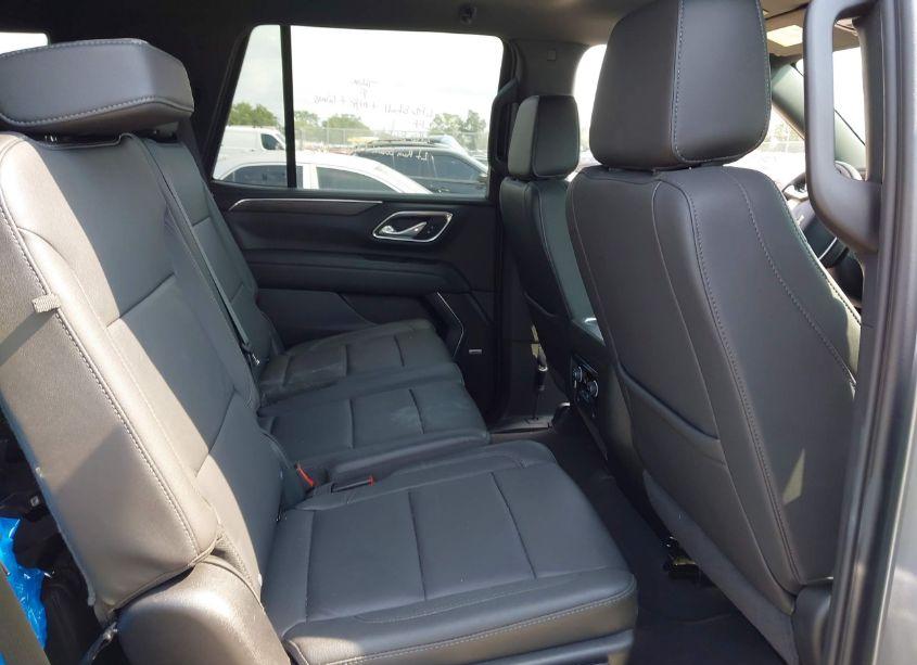 Photo 8 of 2024 Chevrolet Tahoe 2WD LT (VIN 1GNSCNKD4RR185960)