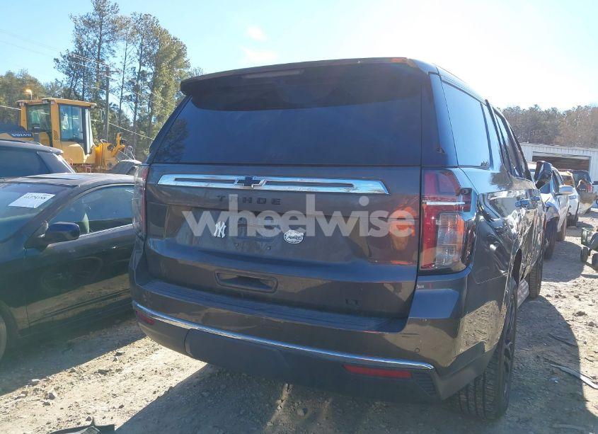 Photo 4 of 2021 Chevrolet Tahoe 2WD LT (VIN 1GNSCNKD6MR101324)