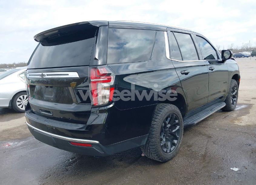 Photo 4 of 2022 Chevrolet Tahoe 2WD LT (VIN 1GNSCNKD6NR273712)