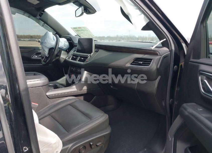 Photo 5 of 2022 Chevrolet Tahoe 2WD LT (VIN 1GNSCNKD6NR273712)