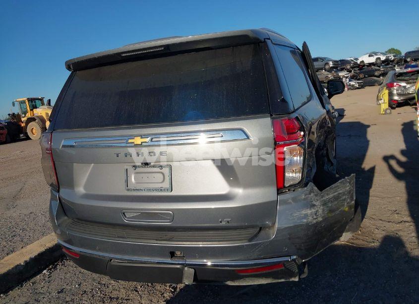 Photo 16 of 2021 Chevrolet Tahoe 2WD LT (VIN 1GNSCNKD7MR106547)