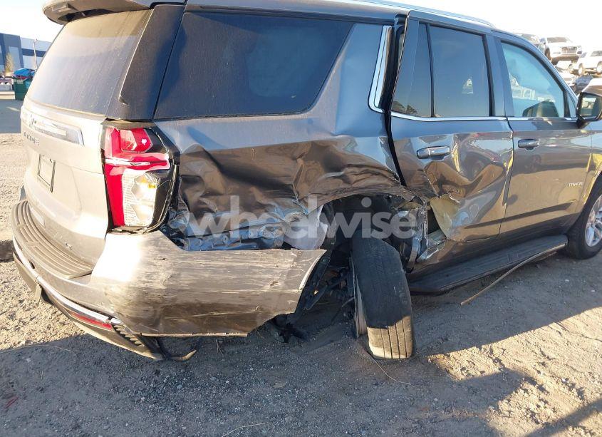 Photo 6 of 2021 Chevrolet Tahoe 2WD LT (VIN 1GNSCNKD7MR106547)