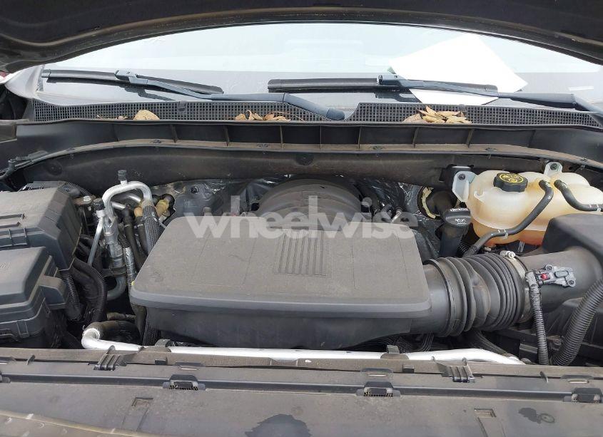 Photo 10 of 2021 Chevrolet Tahoe 2WD LT (VIN 1GNSCNKD7MR439900)