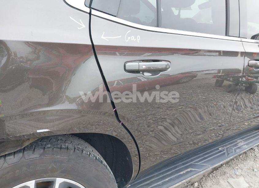 Photo 20 of 2021 Chevrolet Tahoe 2WD LT (VIN 1GNSCNKD7MR439900)