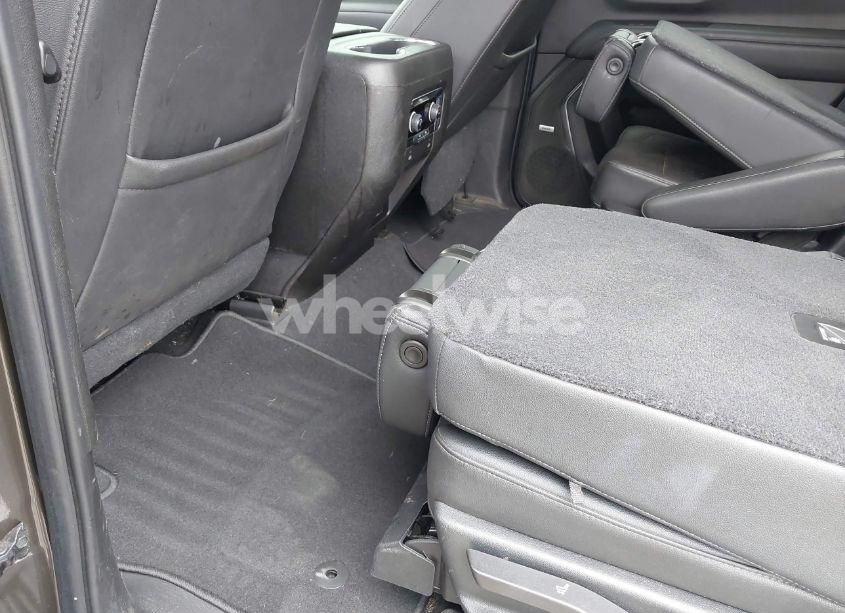 Photo 8 of 2021 Chevrolet Tahoe 2WD LT (VIN 1GNSCNKD7MR439900)