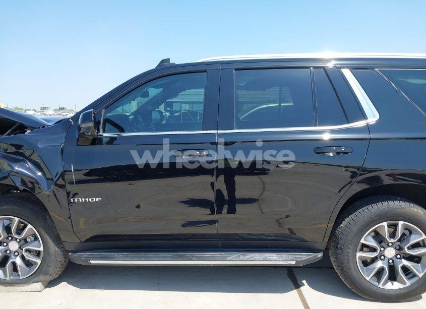 Photo 15 of 2024 Chevrolet Tahoe 2WD LT (VIN 1GNSCNKD7RR374098)