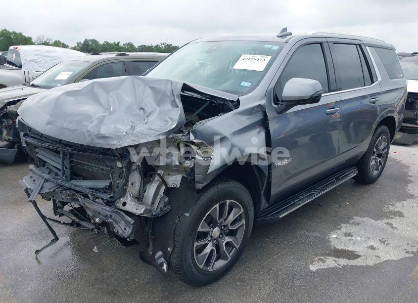 Photo 2 of 2022 Chevrolet Tahoe 2WD LT (VIN 1GNSCNKD8NR282251)