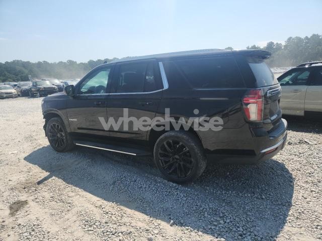 Photo 2 of 2021 CHEVROLET TAHOE C1500 LT (VIN 1GNSCNKD9MR269734)