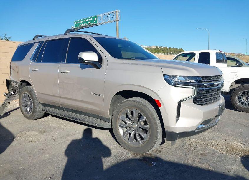 2021 Chevrolet Tahoe 2WD LT (VIN 1GNSCNKD9MR318754) main photo