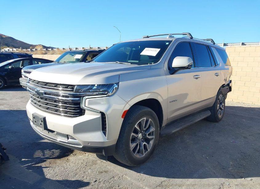 Photo 2 of 2021 Chevrolet Tahoe 2WD LT (VIN 1GNSCNKD9MR318754)