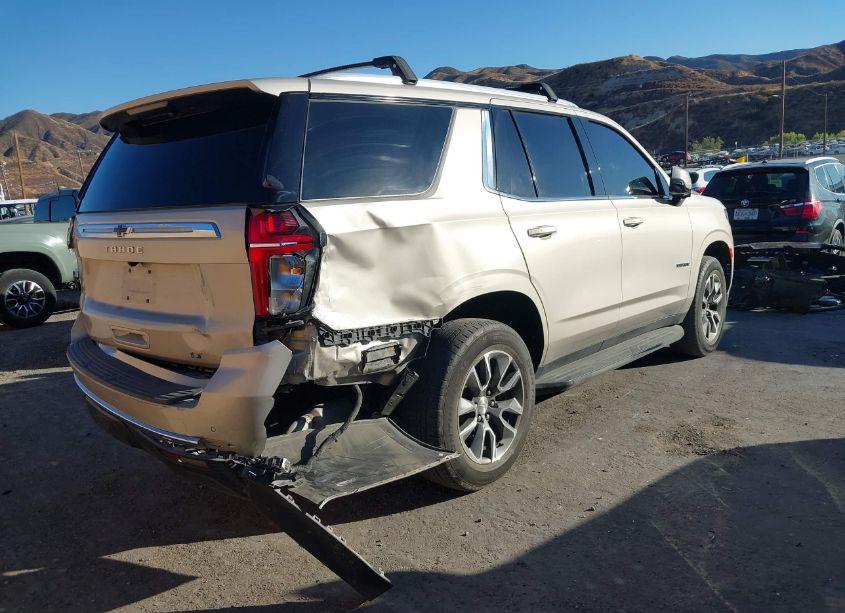 Photo 4 of 2021 Chevrolet Tahoe 2WD LT (VIN 1GNSCNKD9MR318754)