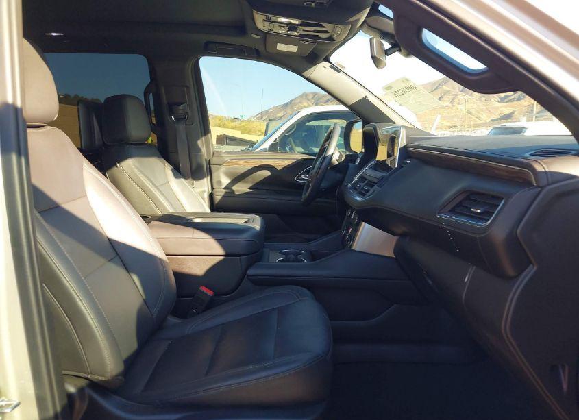 Photo 5 of 2021 Chevrolet Tahoe 2WD LT (VIN 1GNSCNKD9MR318754)