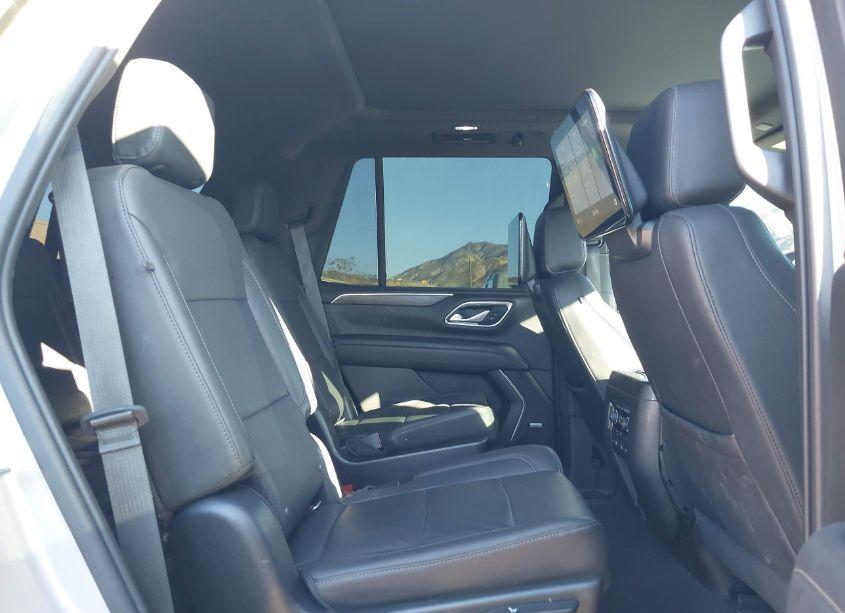 Photo 8 of 2021 Chevrolet Tahoe 2WD LT (VIN 1GNSCNKD9MR318754)