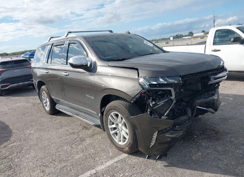 2021 Chevrolet Tahoe 2WD LT (VIN 1GNSCNKDXMR149909) main photo