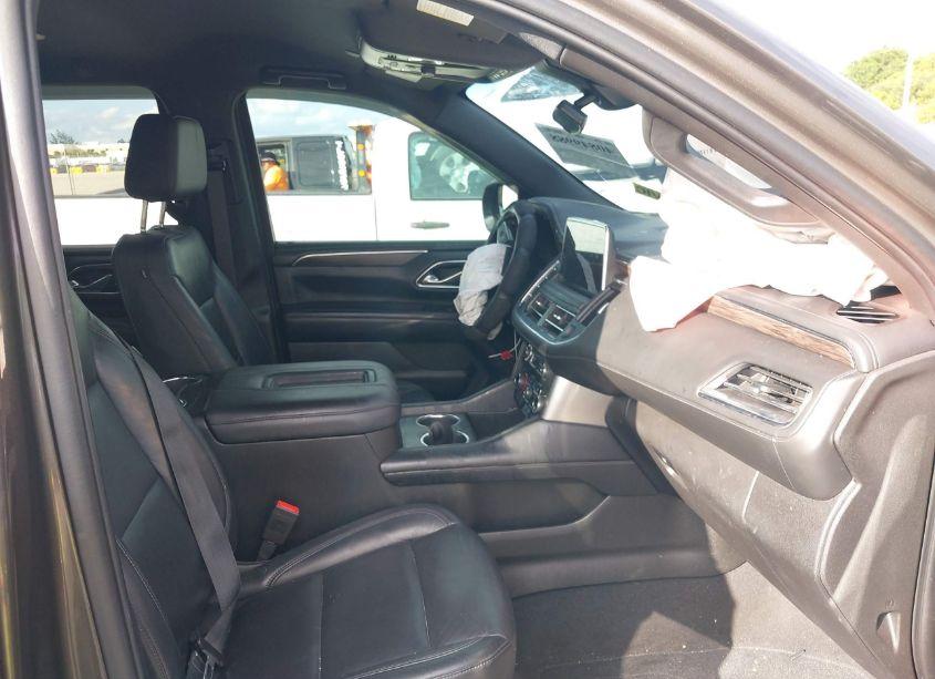 Photo 5 of 2021 Chevrolet Tahoe 2WD LT (VIN 1GNSCNKDXMR149909)