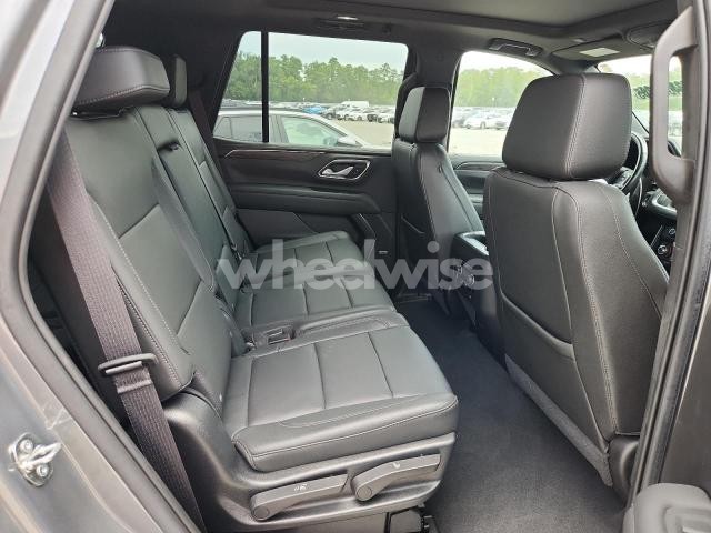 Photo 8 of 2021 CHEVROLET TAHOE C1500 LT (VIN 1GNSCNKDXMR295260)