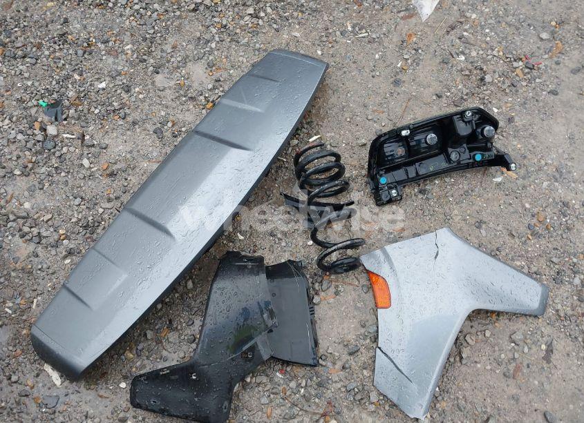 Photo 11 of 2021 Chevrolet Tahoe 2WD RST (VIN 1GNSCRKD0MR233079)