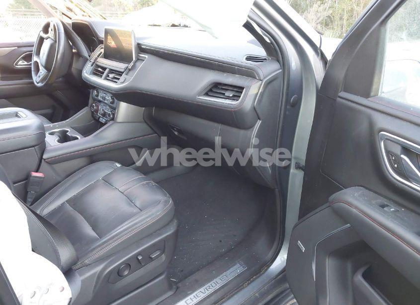 Photo 5 of 2021 Chevrolet Tahoe 2WD RST (VIN 1GNSCRKD0MR233079)