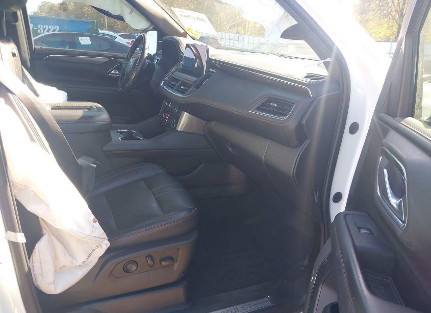 Photo 5 of 2021 Chevrolet Tahoe 2WD RST (VIN 1GNSCRKT2MR466498)