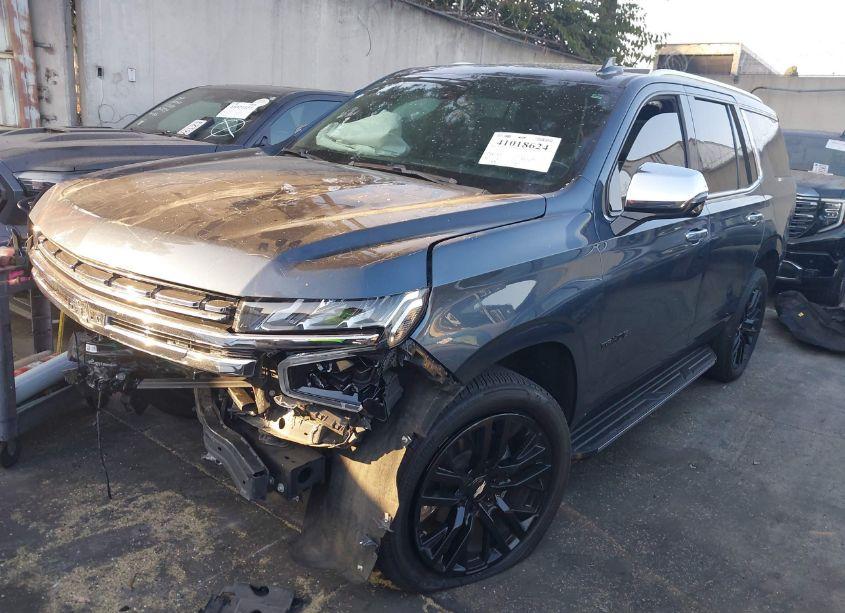 Photo 2 of 2021 Chevrolet Tahoe 2WD PREMIER (VIN 1GNSCSKD0MR167009)