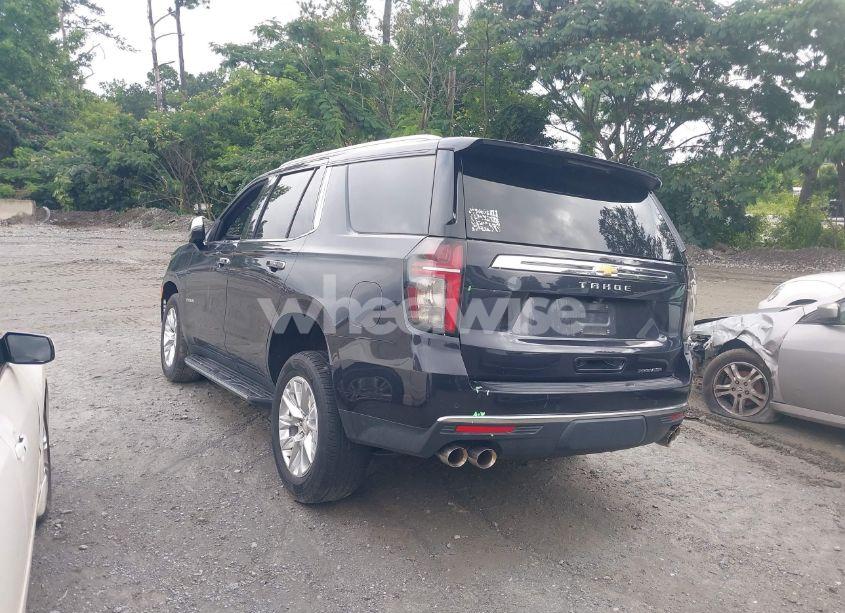 Photo 3 of 2024 Chevrolet Tahoe 2WD PREMIER (VIN 1GNSCSKD2RR194767)