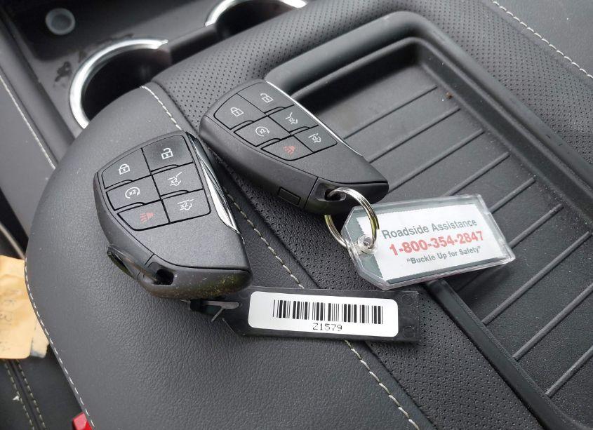 Photo 11 of 2024 Chevrolet Tahoe 2WD PREMIER (VIN 1GNSCSKD3RR131094)