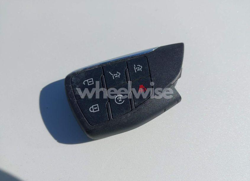 Photo 11 of 2021 Chevrolet Tahoe 2WD PREMIER (VIN 1GNSCSKD5MR256543)