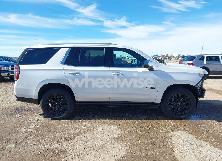 Photo 14 of 2021 Chevrolet Tahoe 2WD PREMIER (VIN 1GNSCSKD5MR256543)