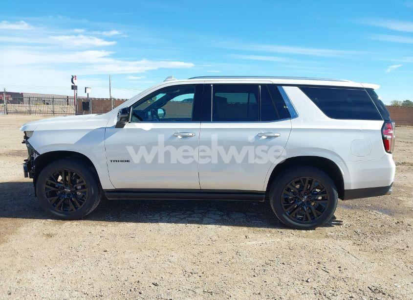 Photo 15 of 2021 Chevrolet Tahoe 2WD PREMIER (VIN 1GNSCSKD5MR256543)