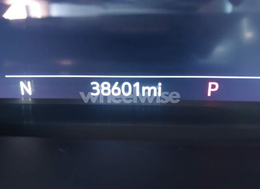 Photo 16 of 2021 Chevrolet Tahoe 2WD PREMIER (VIN 1GNSCSKD5MR256543)