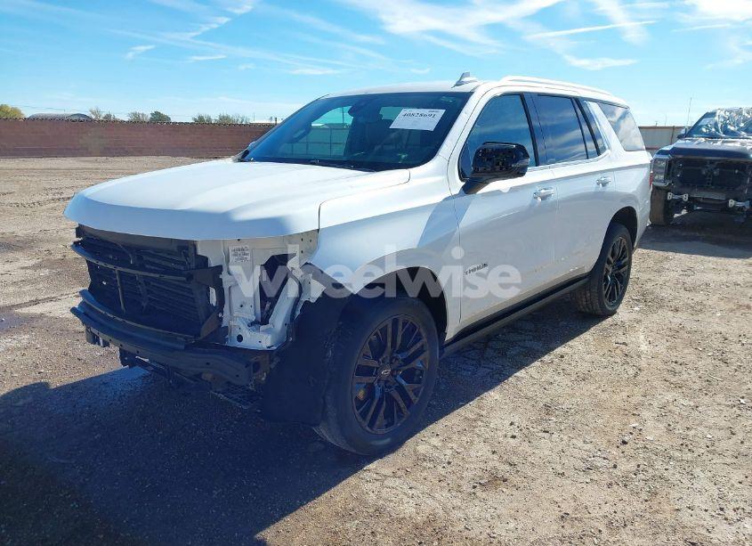 Photo 2 of 2021 Chevrolet Tahoe 2WD PREMIER (VIN 1GNSCSKD5MR256543)