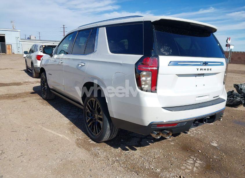 Photo 3 of 2021 Chevrolet Tahoe 2WD PREMIER (VIN 1GNSCSKD5MR256543)