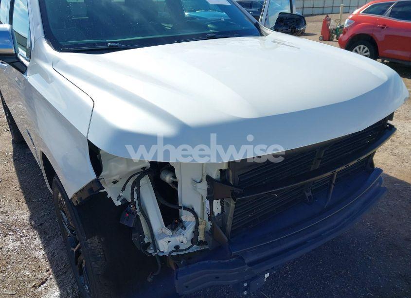 Photo 6 of 2021 Chevrolet Tahoe 2WD PREMIER (VIN 1GNSCSKD5MR256543)