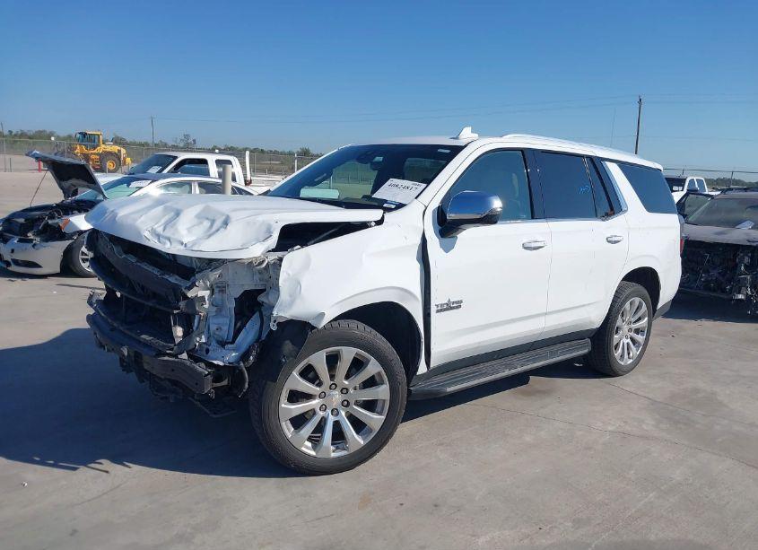 Photo 2 of 2021 Chevrolet Tahoe 2WD PREMIER (VIN 1GNSCSKD5MR351166)