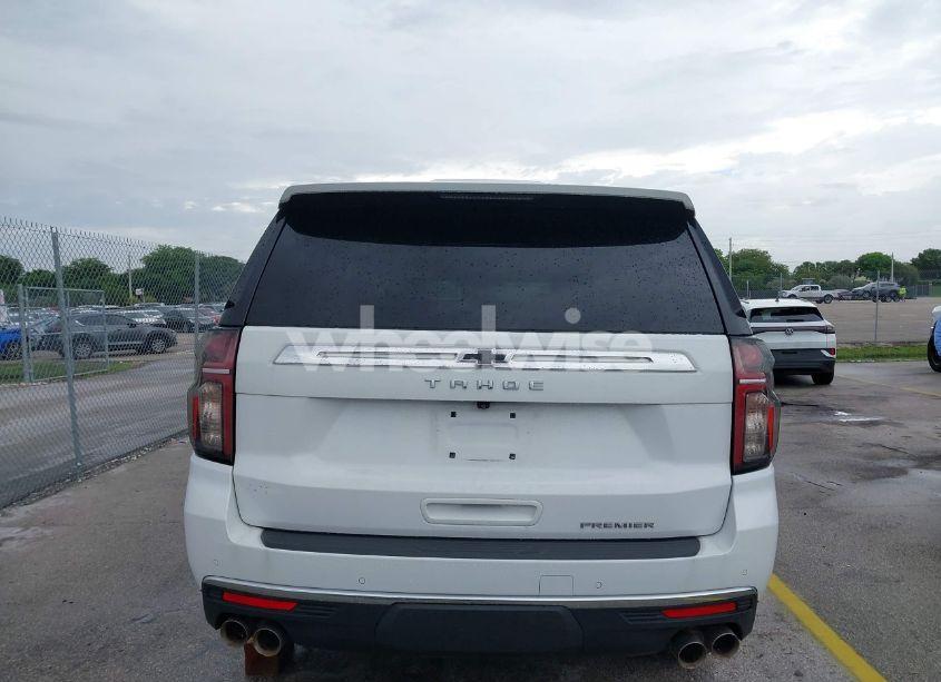 Photo 18 of 2021 Chevrolet Tahoe 2WD PREMIER (VIN 1GNSCSKD5MR357937)