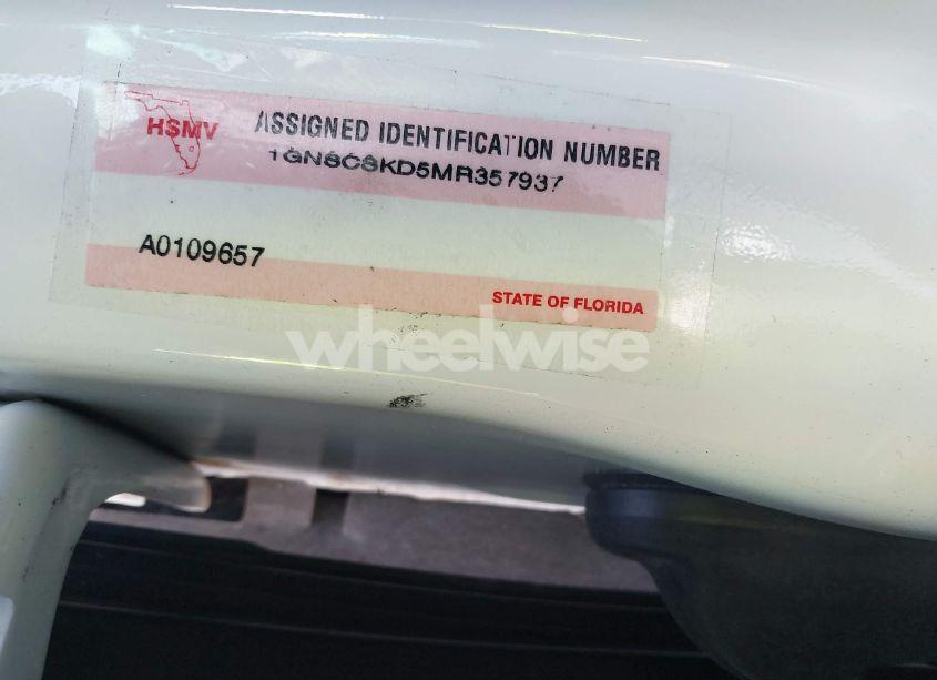 Photo 9 of 2021 Chevrolet Tahoe 2WD PREMIER (VIN 1GNSCSKD5MR357937)