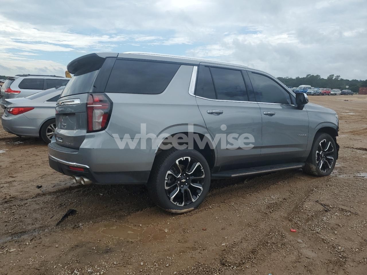 Photo 3 of 2023 CHEVROLET TAHOE C1500 PREMIER (VIN 1GNSCSKD5PR133510)