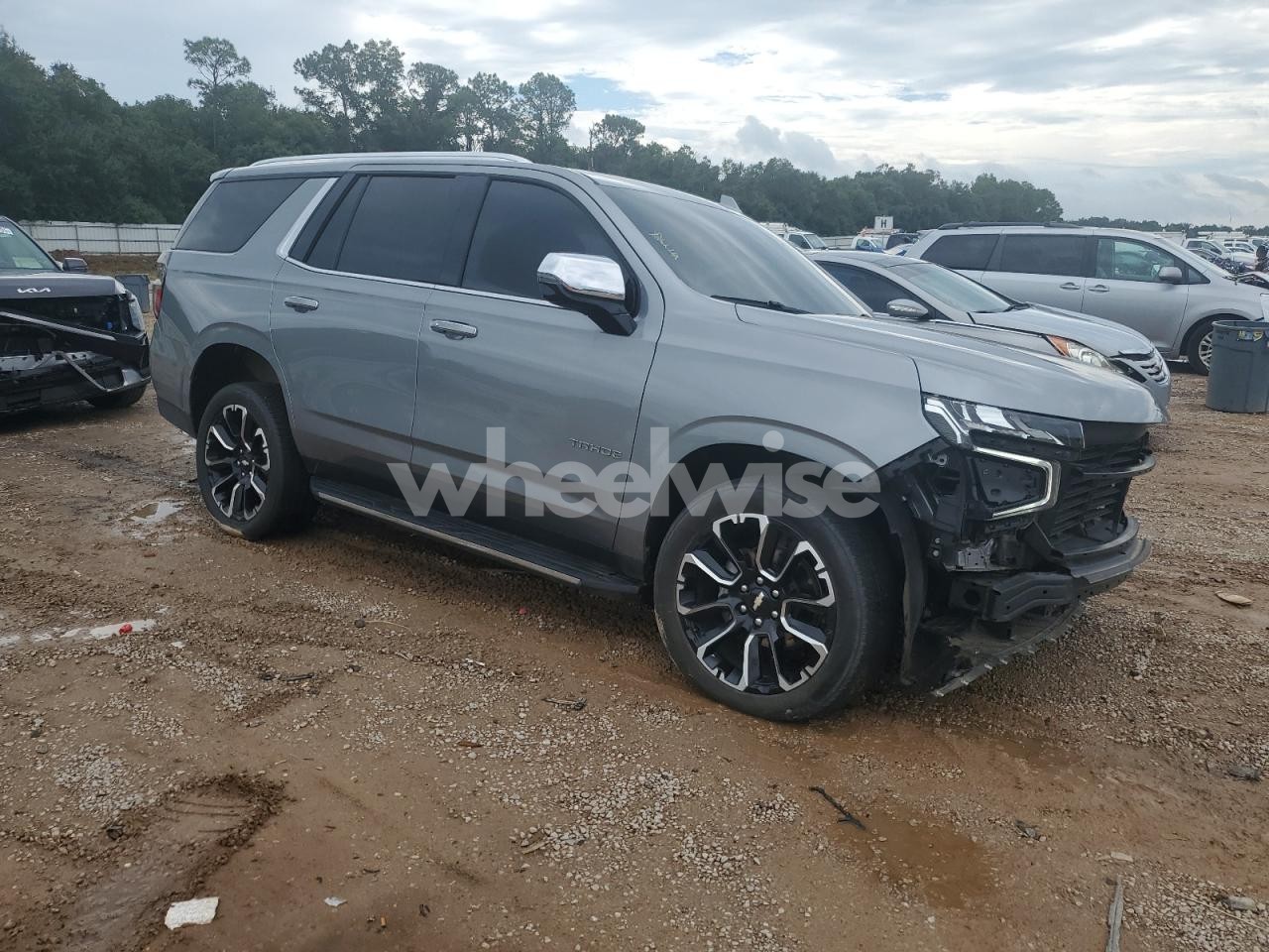 Photo 4 of 2023 CHEVROLET TAHOE C1500 PREMIER (VIN 1GNSCSKD5PR133510)