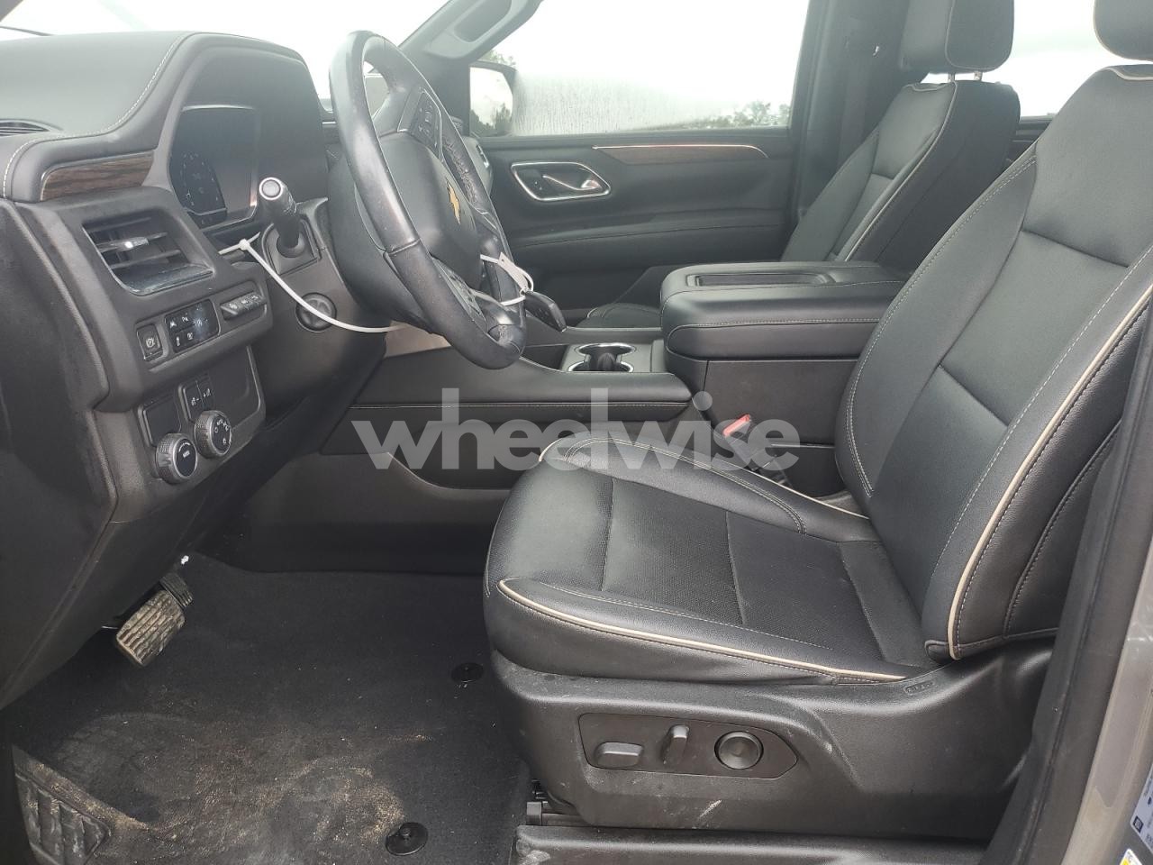 Photo 7 of 2023 CHEVROLET TAHOE C1500 PREMIER (VIN 1GNSCSKD5PR133510)
