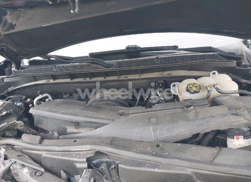 Photo 10 of 2021 Chevrolet Tahoe 2WD PREMIER (VIN 1GNSCSKD6MR102181)