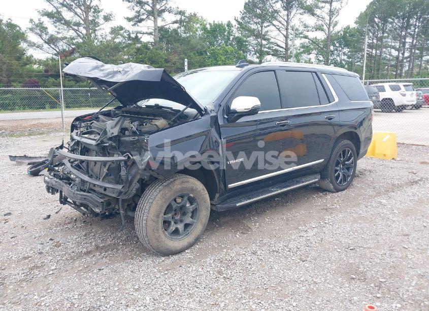 Photo 2 of 2021 Chevrolet Tahoe 2WD PREMIER (VIN 1GNSCSKD6MR102181)