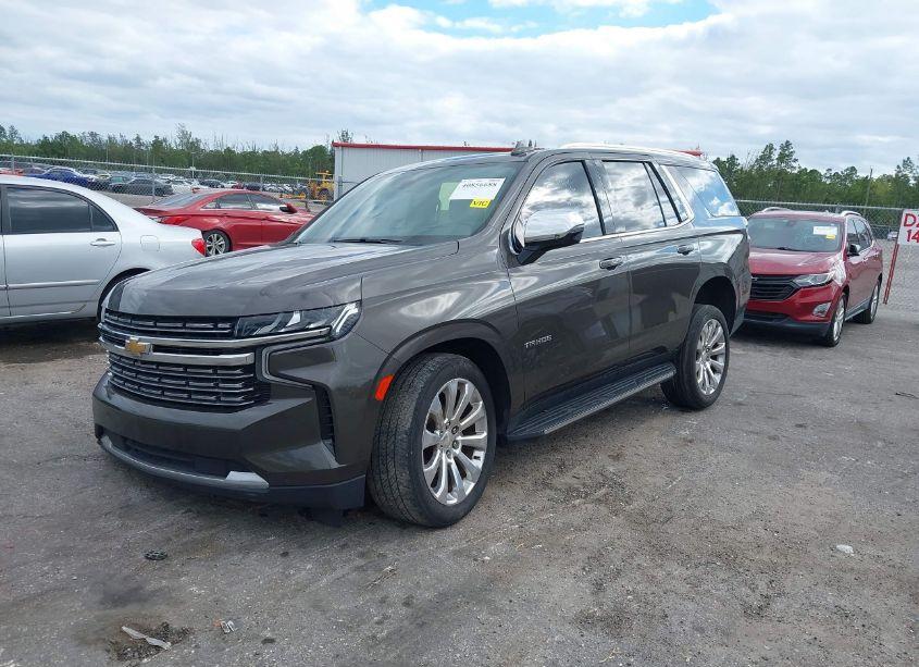 Photo 2 of 2021 Chevrolet Tahoe 2WD PREMIER (VIN 1GNSCSKD6MR156919)