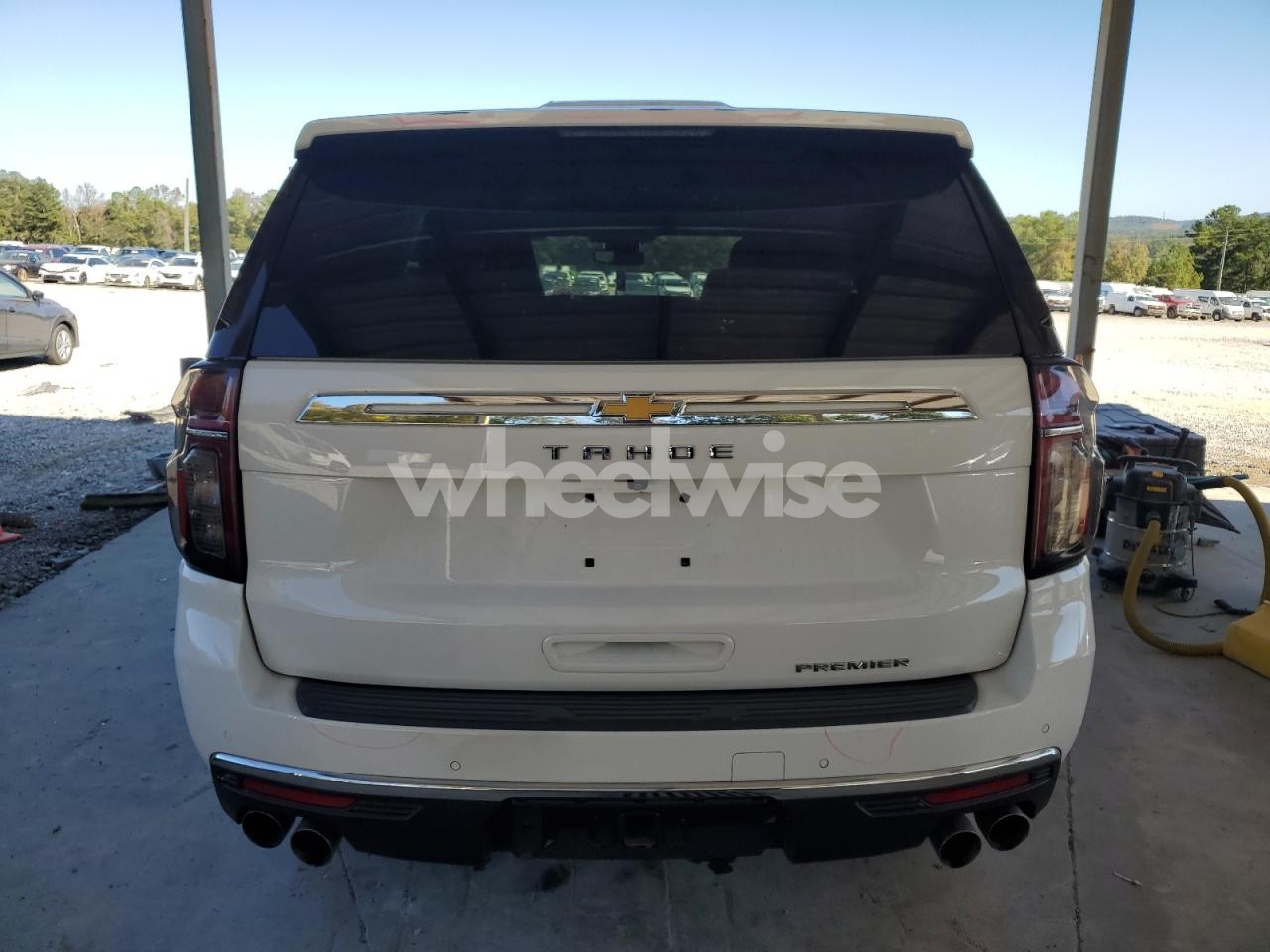 Photo 6 of 2023 CHEVROLET TAHOE C1500 PREMIER (VIN 1GNSCSKD6PR311294)