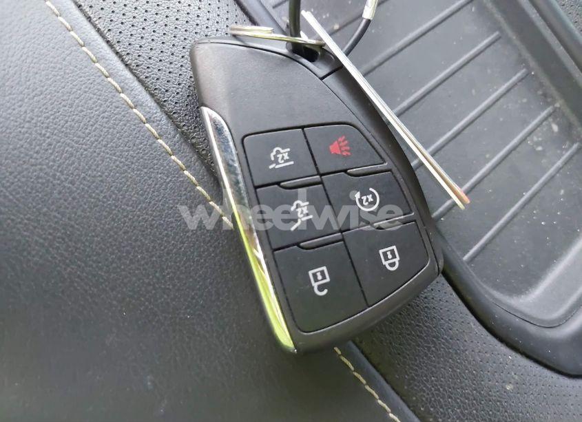 Photo 11 of 2024 Chevrolet Tahoe 2WD PREMIER (VIN 1GNSCSKD6RR186395)