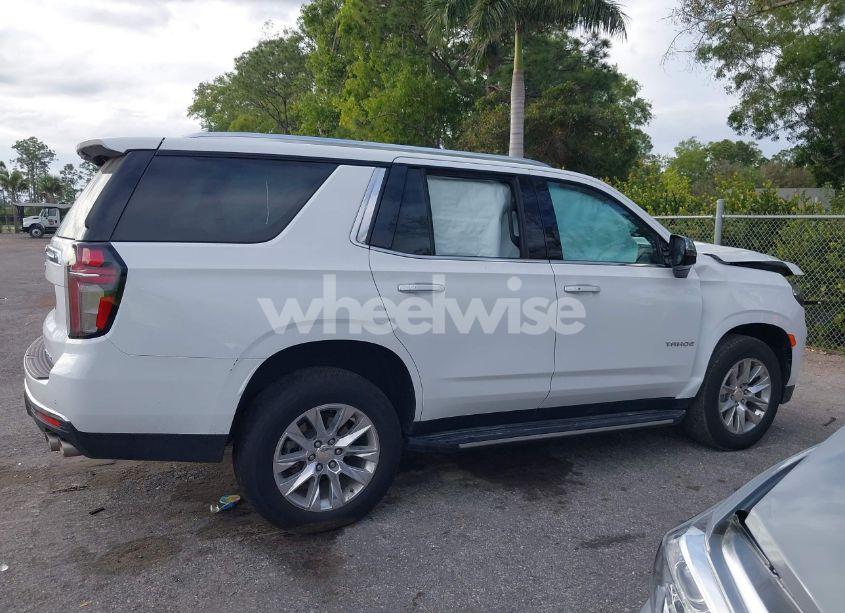 Photo 14 of 2024 Chevrolet Tahoe 2WD PREMIER (VIN 1GNSCSKD6RR186395)